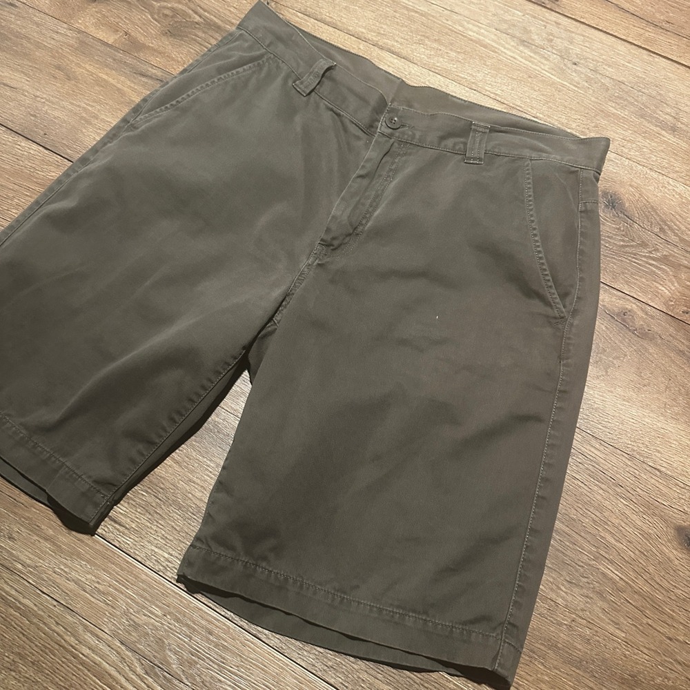 The North Face Olive Green Cargo Shorts Mens 36 Long